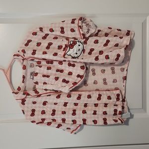 Hello Kitty cropped sleepwear set